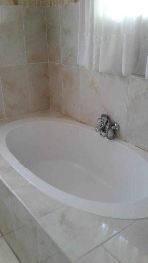 Vinolux Guest House Ουμτάτα Εξωτερικό φωτογραφία